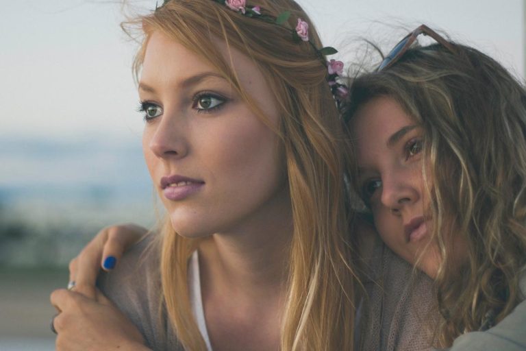 Los expertos han nombrado 10 señales de que has albergado a una víbora, no a un amigo