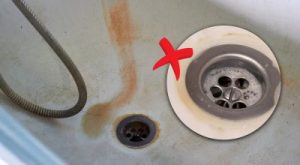 Rápidamente y sin productos químicos: cómo eliminar definitivamente las manchas de óxido de la bañera
